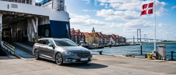Illustrasjon av bilimport fra Danmark